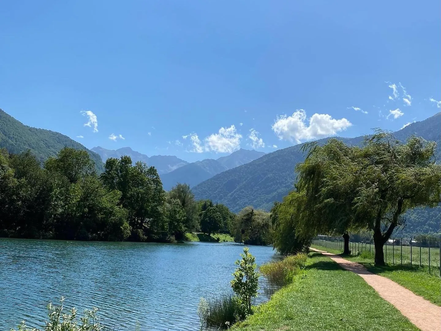 Newly Renovated Ground Floor Apartment Close To Thermes Bagnères-de-Luchon